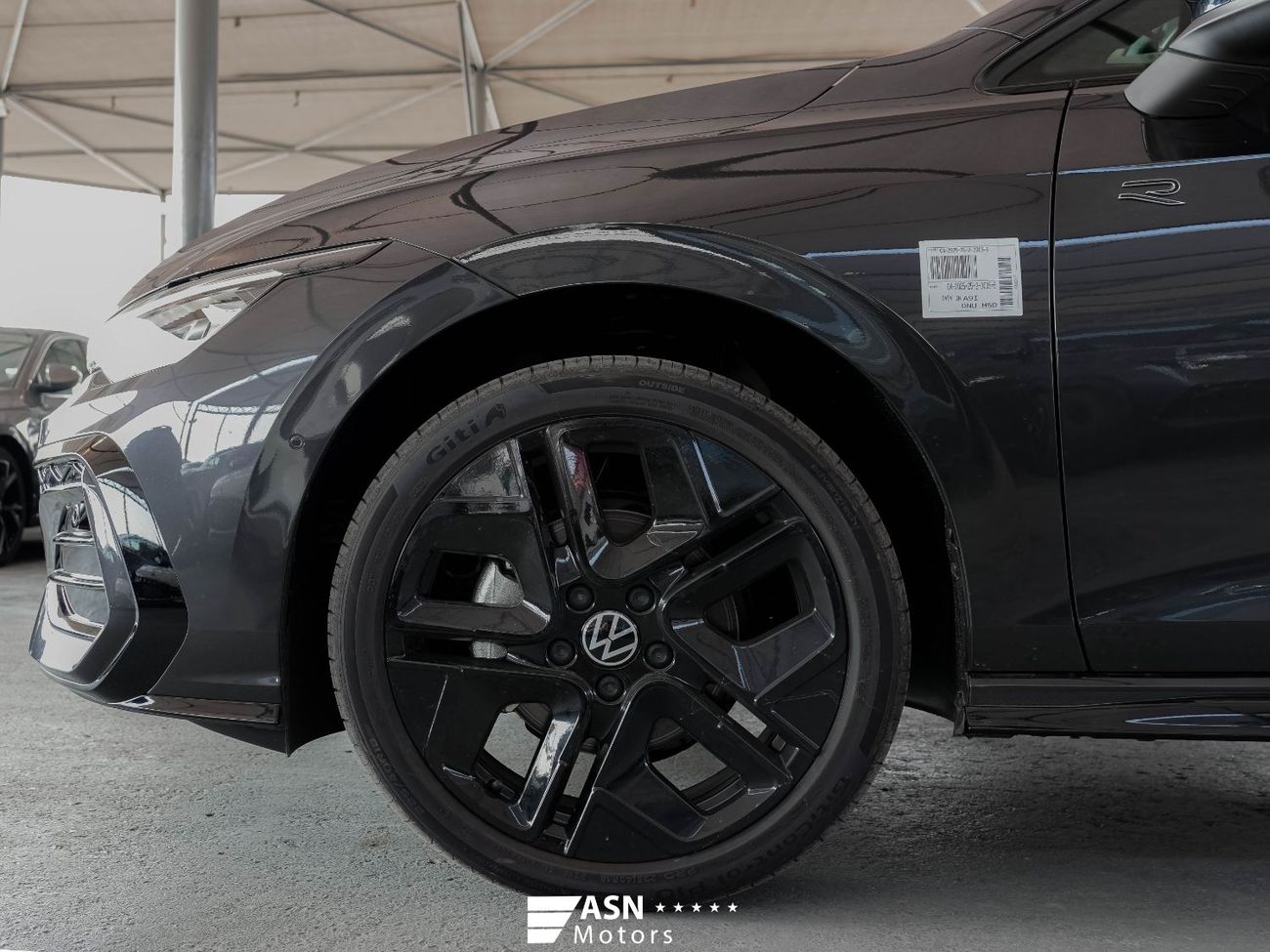 فولكس واجن جولف R-Line Black Package 1.5 Turbo 2025 (Harman Kardon + HUD)