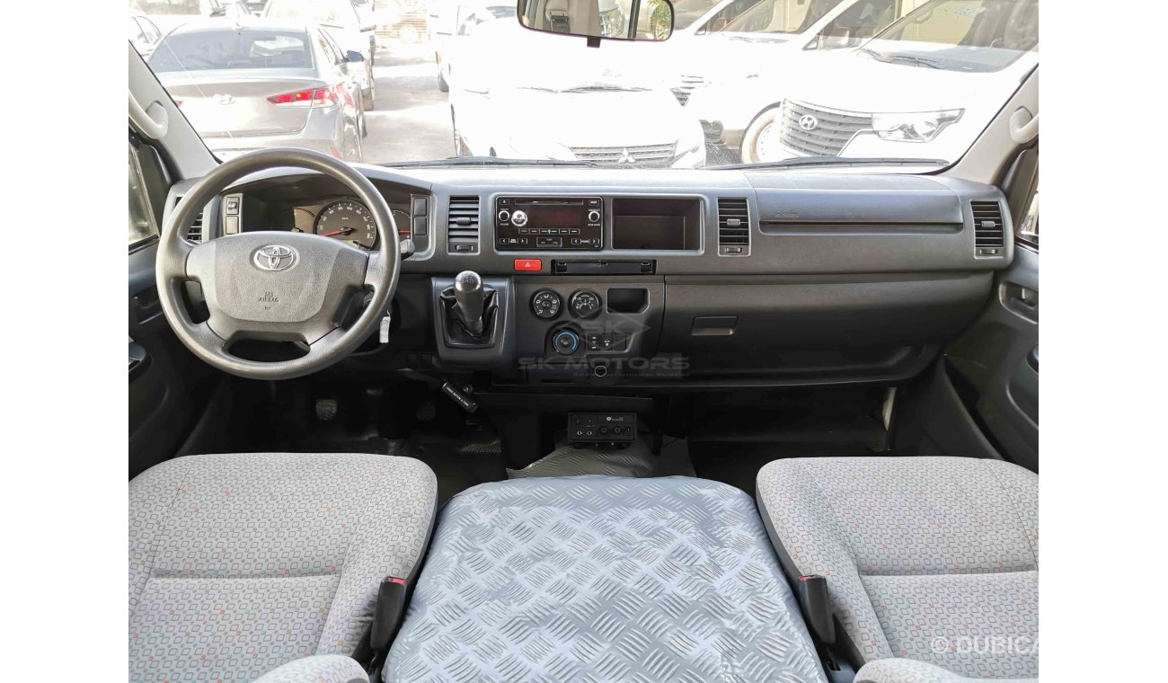 Toyota Hiace 2.7L Petrol, 15" Tyre, Manual Gear Box, Front & Rear A/C, Rear Roof Speaker, CD-USB (LOT # 5999)