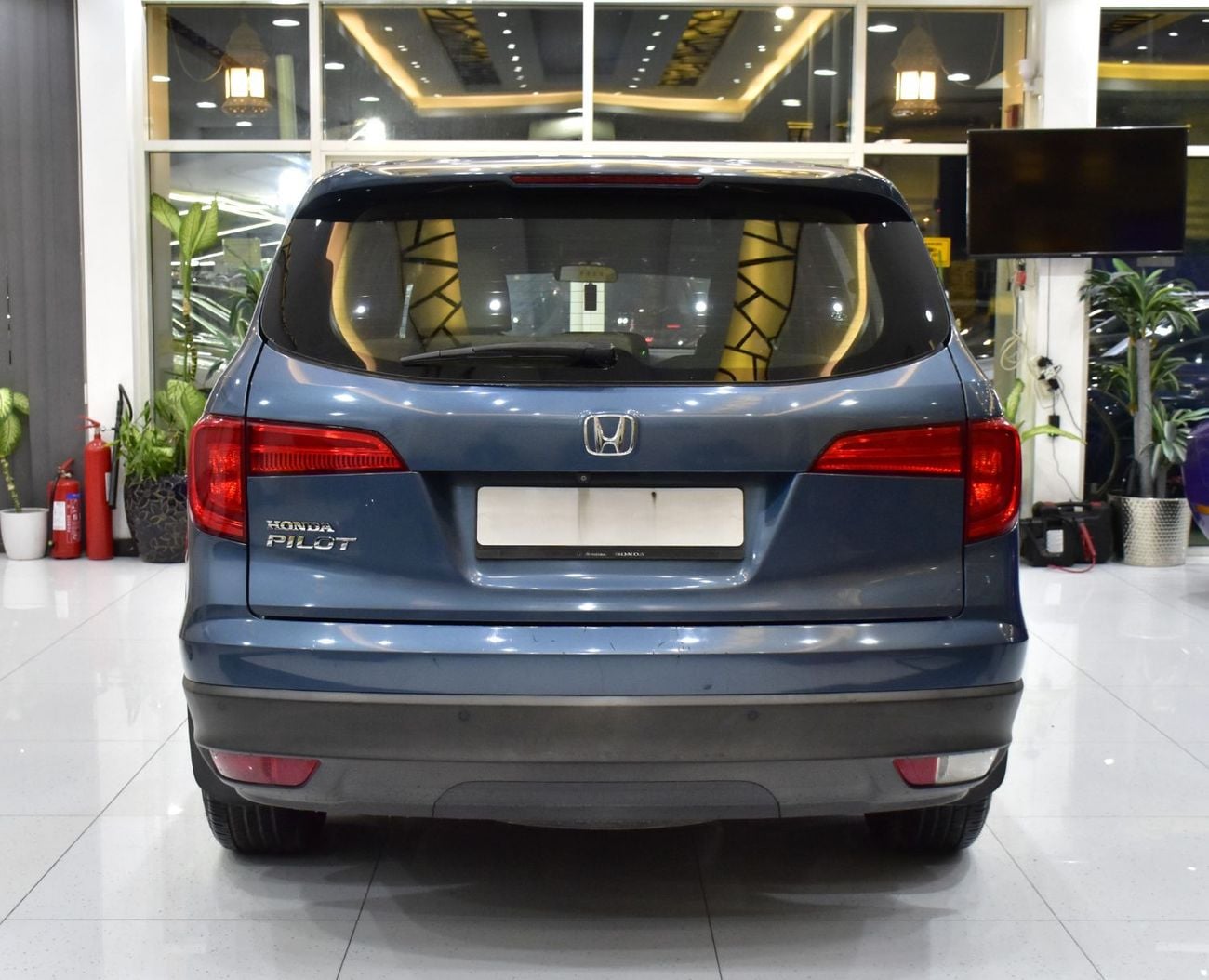 Honda Pilot EXCELLENT DEAL for our Honda Pilot ( 2016 Model ) in Blue Color GCC Specs