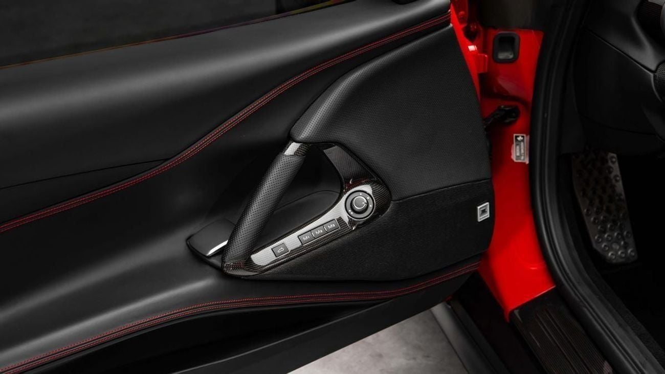 فيراري 812 GTS GTS