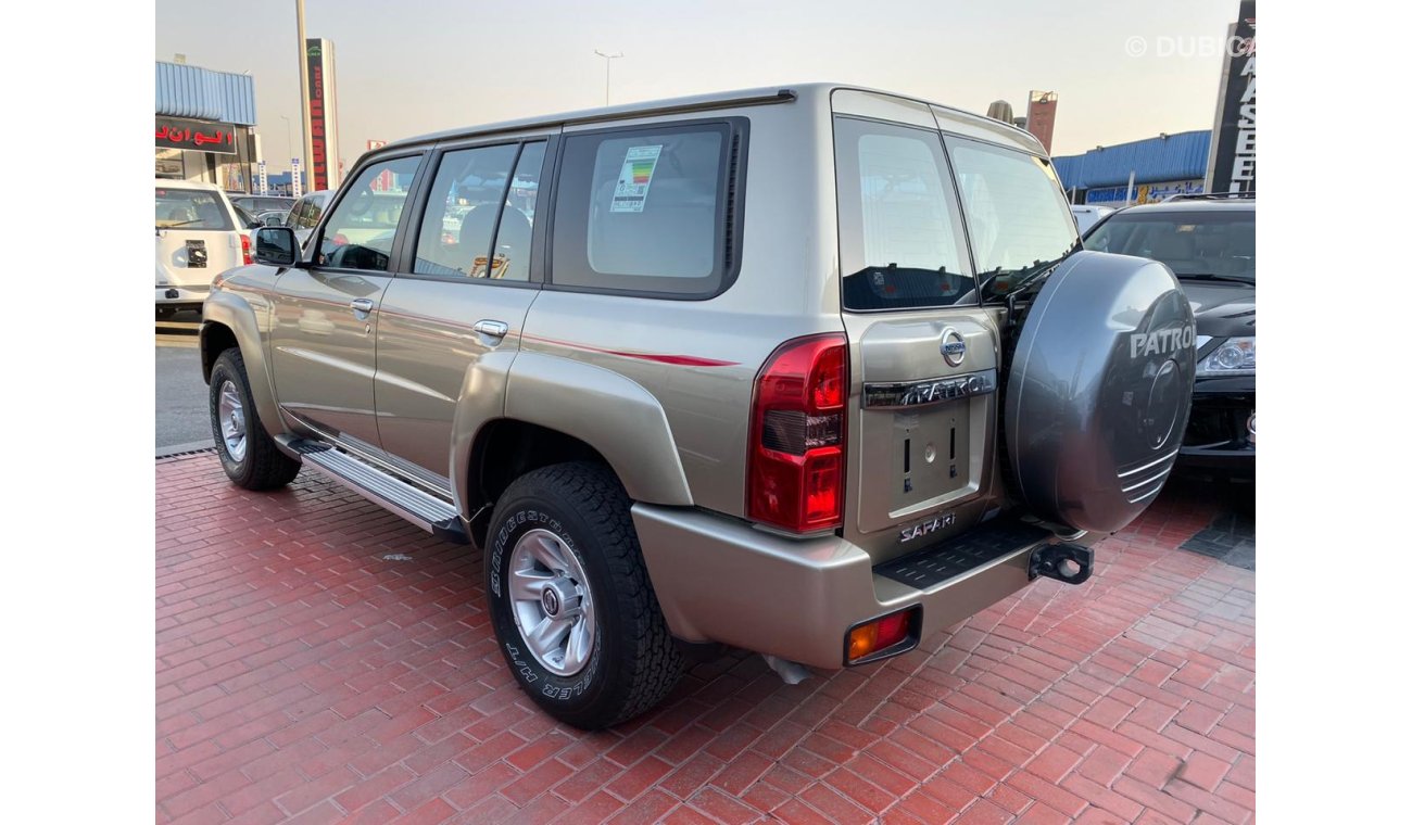 نيسان باترول سفاري نيسان سفاري زيرو 2019 قير عادي