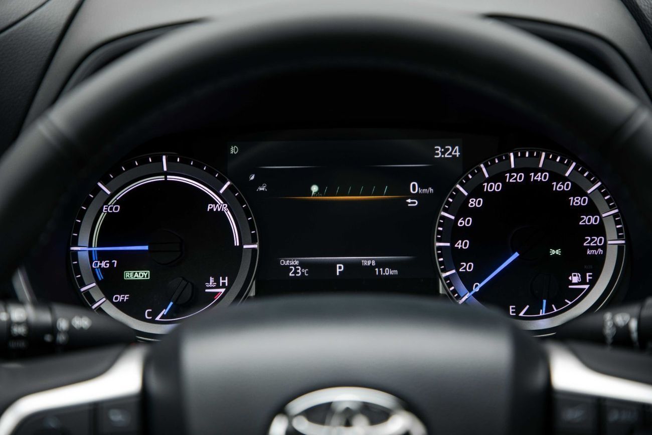 تويوتا هايلاندر GLE 2.5L Hybrid - Platinum White Pearl Inside Grey | Export Only