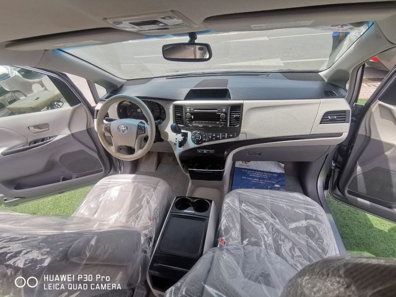 Toyota Sienna customs papers number 1, power doors