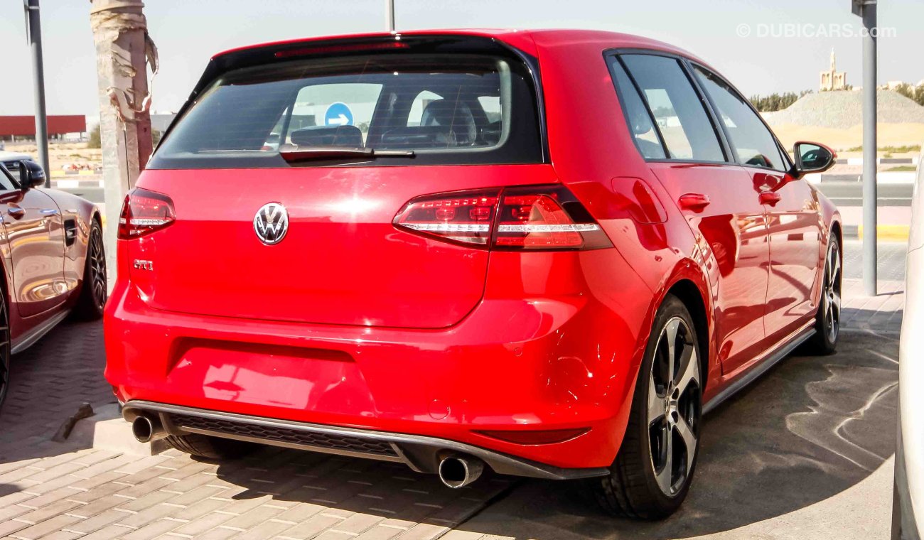 Volkswagen Golf GTI