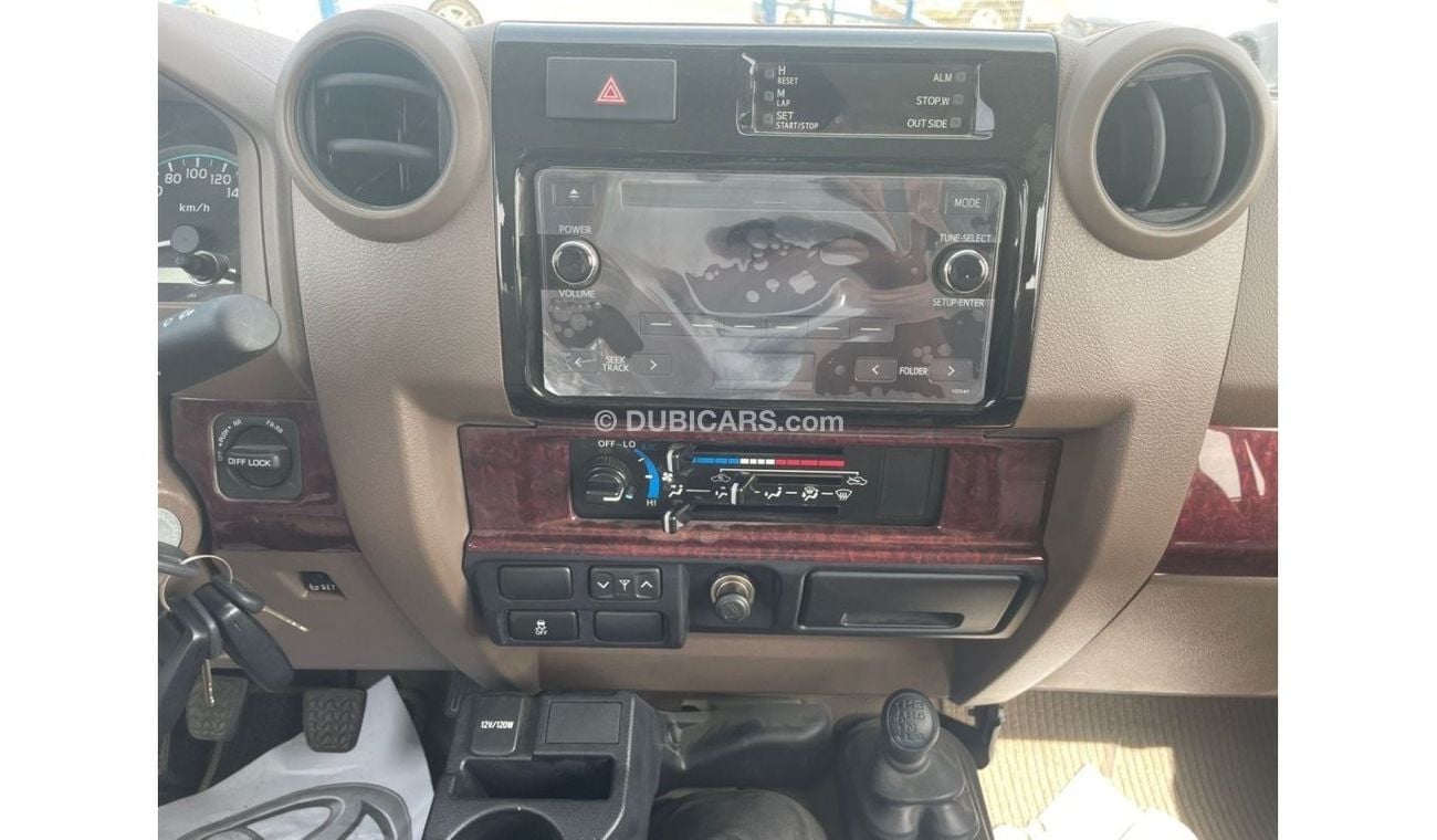 Toyota Land Cruiser Pick Up 2023 TOYOTA LAND CRUISER pick up 4.0 DOUBLE CABIN manual petrol