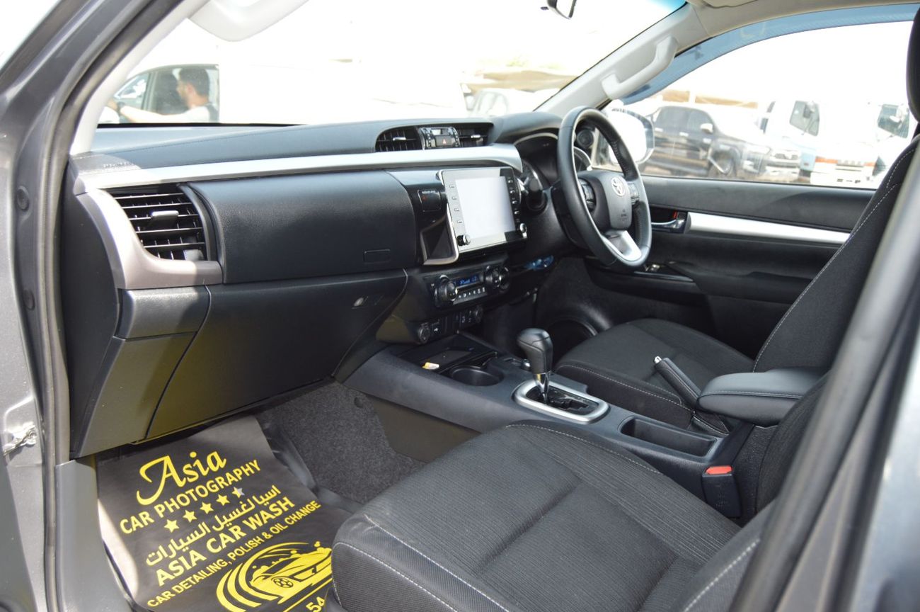 Toyota Hilux Double cabin, perfect inside and outside