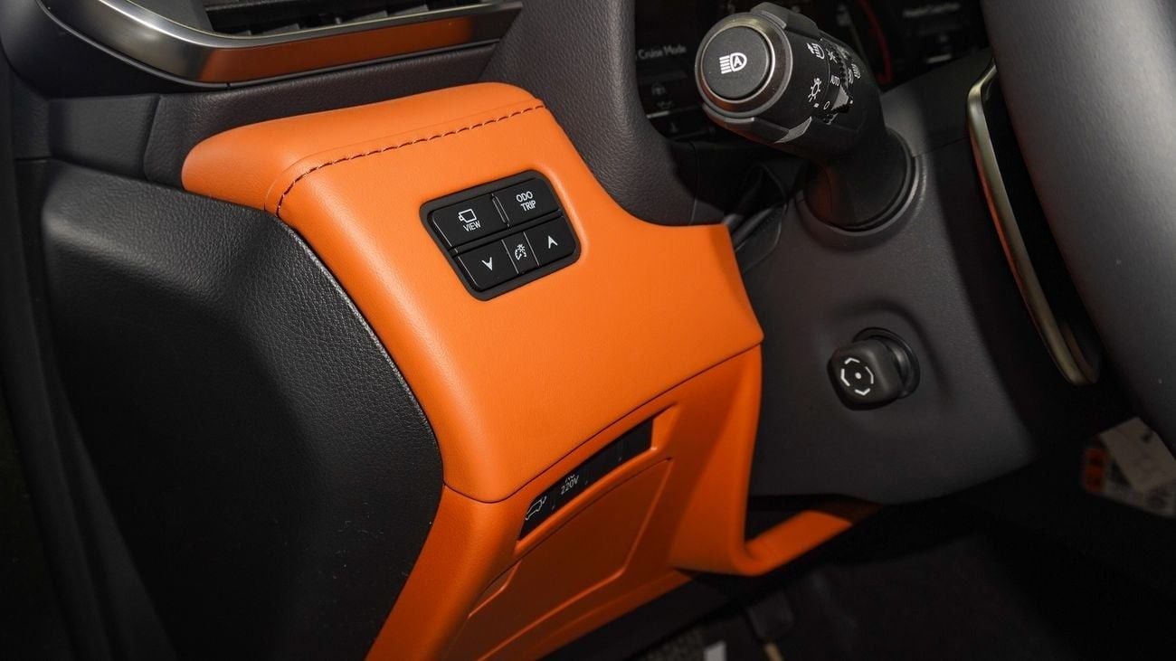 لكزس LX 700h 3.5L V6  4 Seater VIP