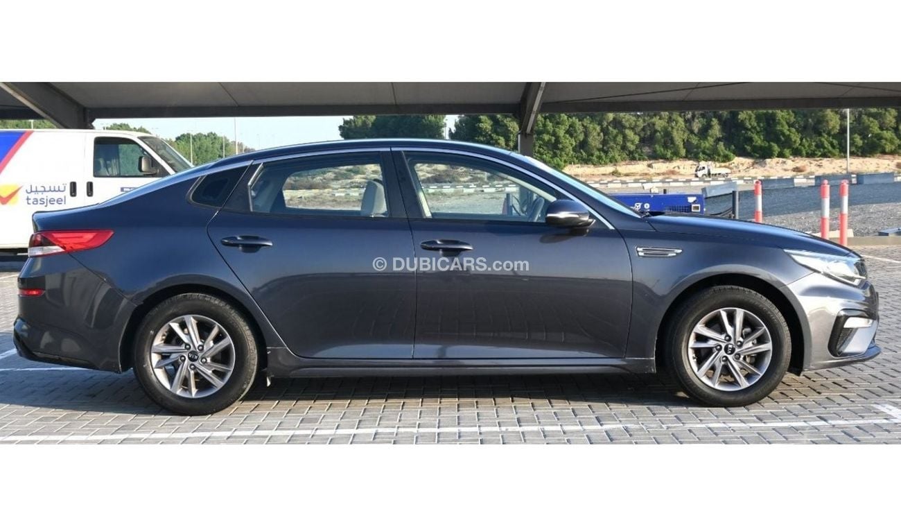 كيا أوبتيما 2019 خليجي بحالة ممتازة بدون حوادث