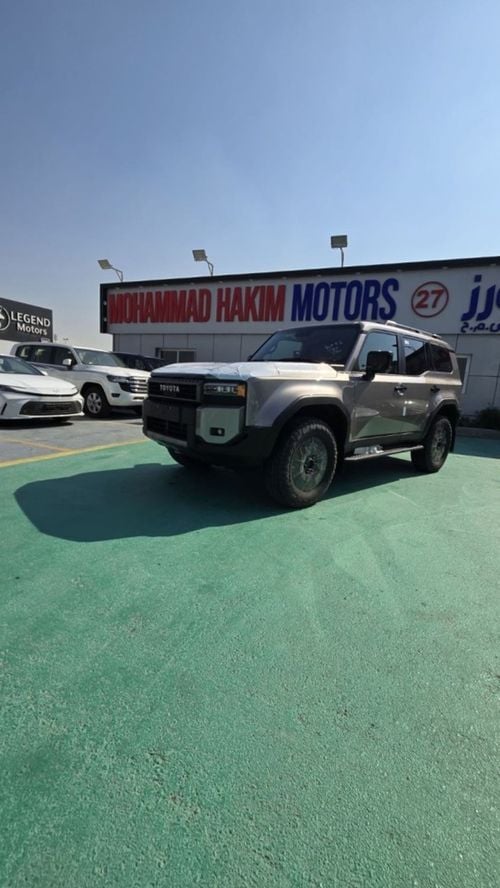 تويوتا برادو FULL OPTION 2.4L