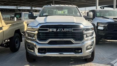 رام 5500 EXPORT ONLY - Ram 5500 Regular Chassis Cab 4x4 6.7L Cummins Diesel 8-Speed AT