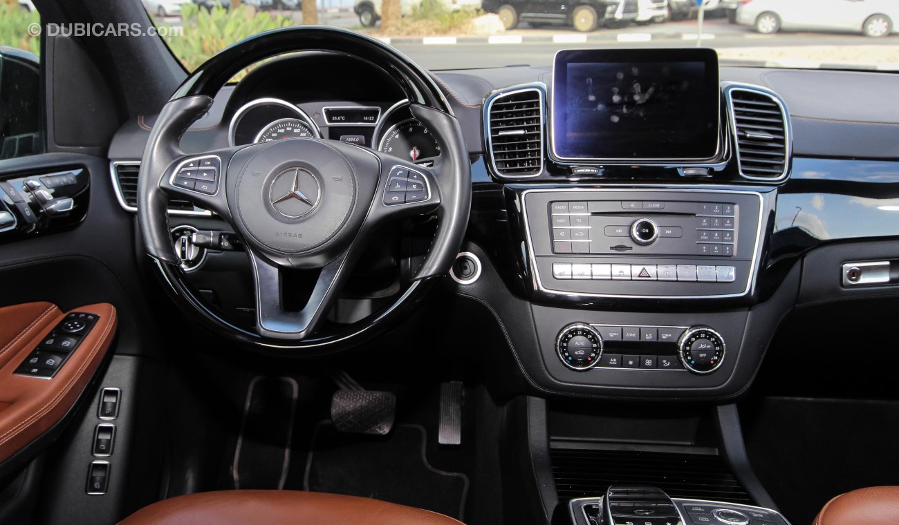 Mercedes-Benz GLS 500 4 Matic