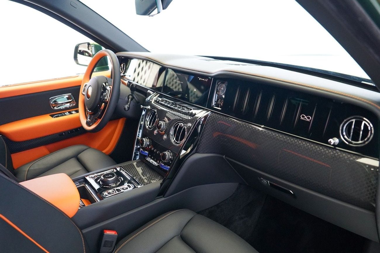 Rolls Royce Cullinan BLACK BADGE