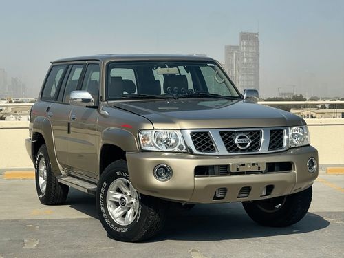 Nissan Patrol HT SAFARI