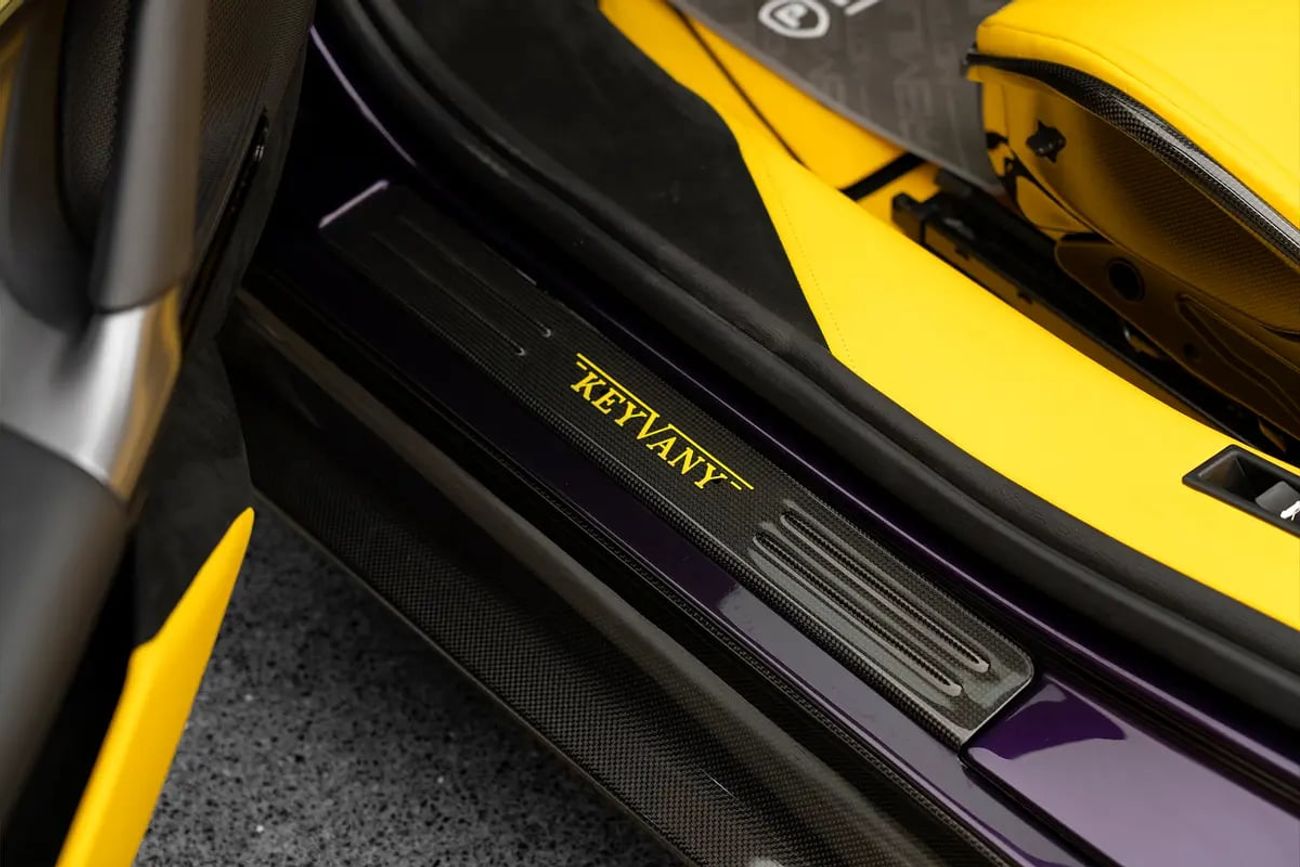 فيراري SF90 سبيدر Ferrari | SF90 SPIDER KEYVANY 1 OF 10 | VIOLA HONG KONG COLOUR