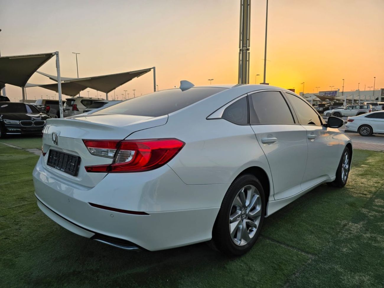 Honda Accord EXL 1.5L HONDA ACCORD 2020 MID OPTION PUSH START GCC clean car no any work required just buy and dri