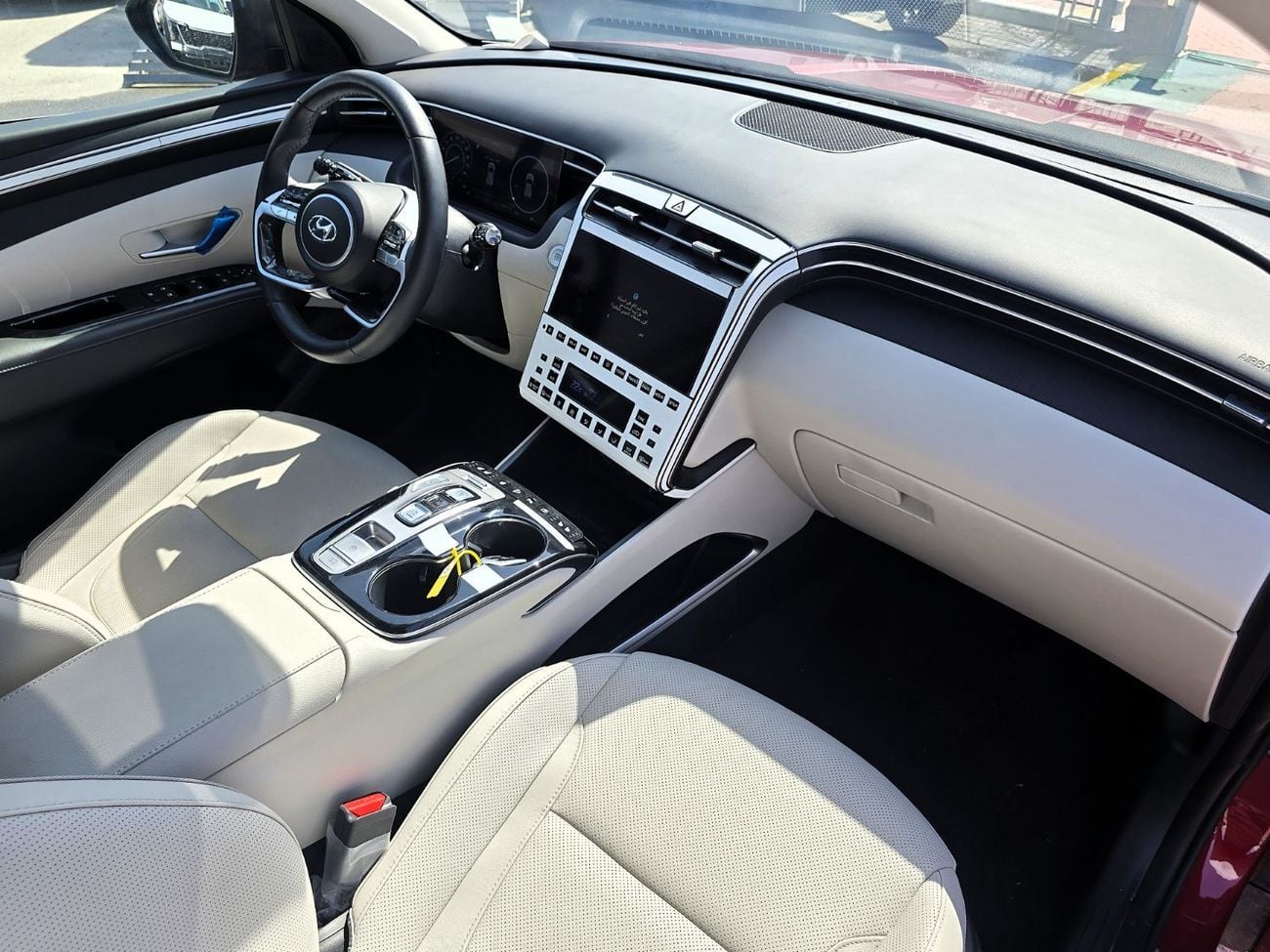 Hyundai Tucson Smart 1.6L Hyundai Tucson Hybrid 1.6l A/T SUV FWD European specs Red Color  2023 Model