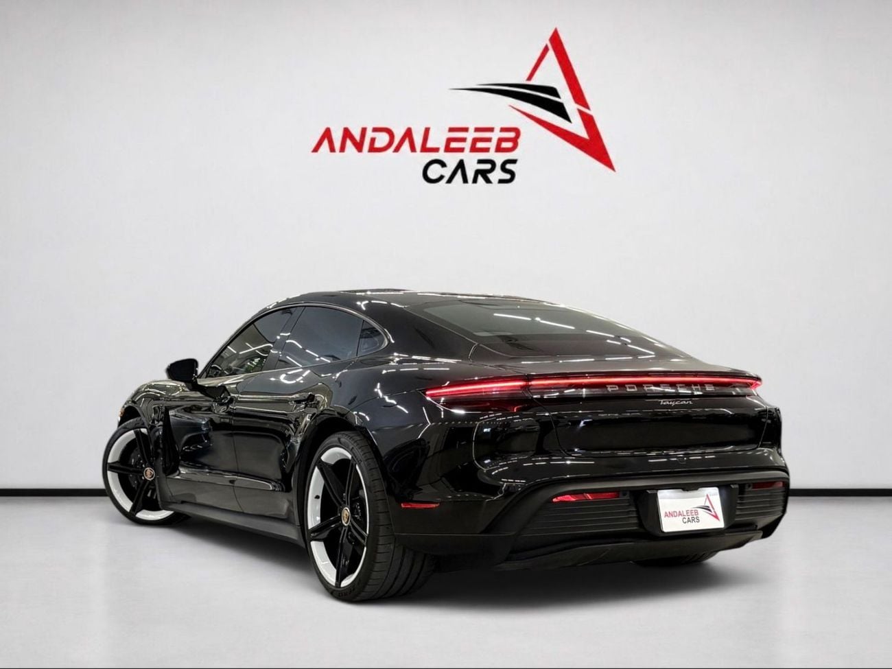 بورش تايكان AED 3,520 P.M | 0% DOWN PAYMENT | PORSCHE TAYCAN STANDARD | EV | 2023 | AMERICAN SPECS