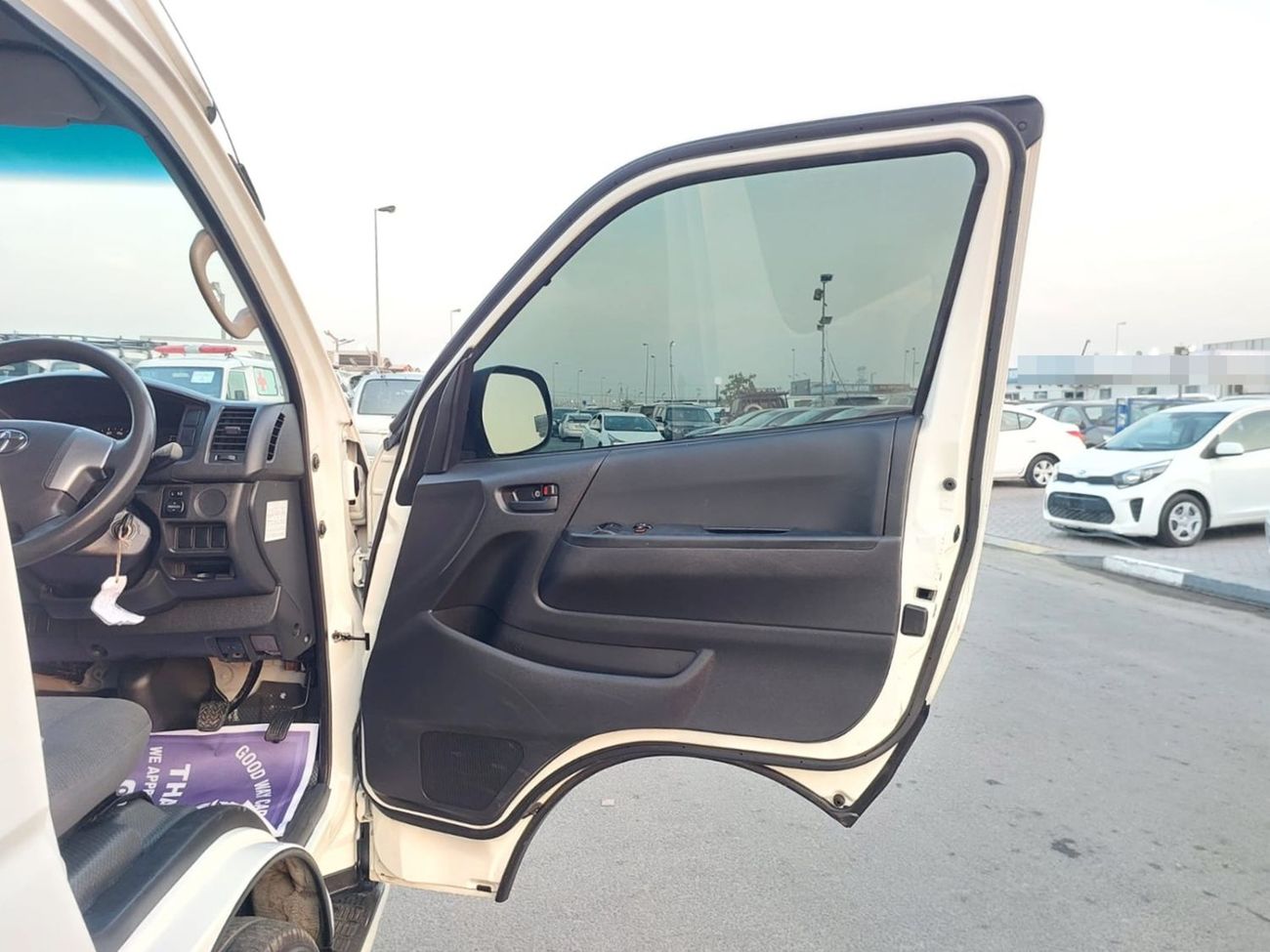 تويوتا هاياس TOYOTA HIACE COMMUTER VAN RHD 2016 MODEL 2.7 L PETROL AUTOMATIC(PM69524)