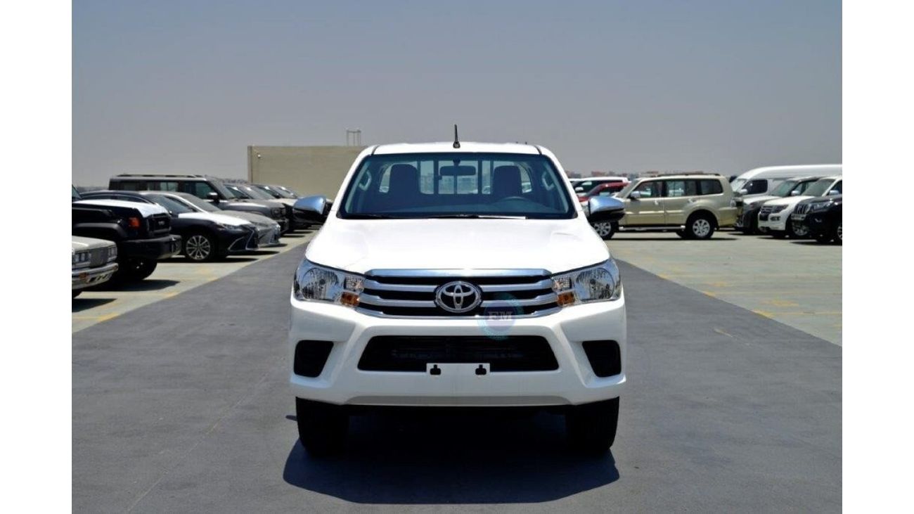 Toyota Hilux Double Cab DLX 2.4L Diesel