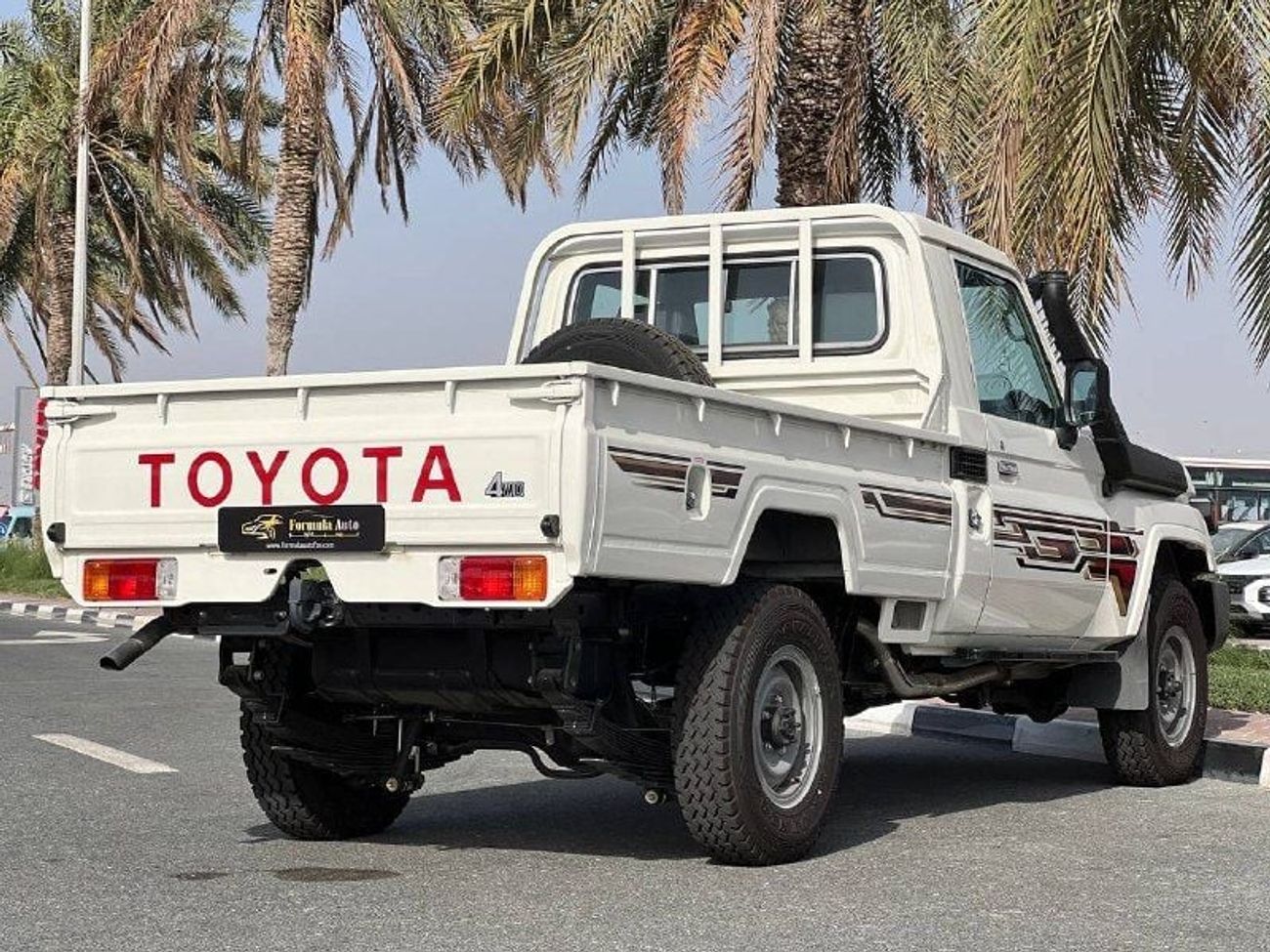 تويوتا لاند كروزر بيك آب LC79 S/C 4.2L DSL M/T // 2024 // STANDERD OPTION // SPECIAL OFFER // BY FORMULA AUTO // FOR EXPORT