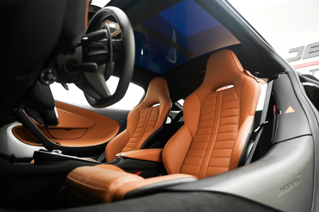 McLaren GT
