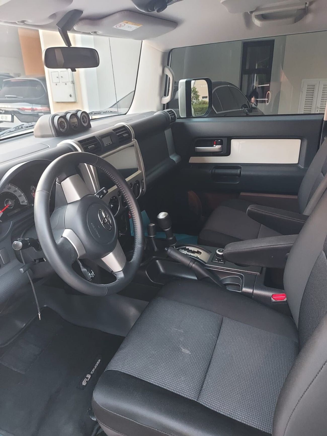 تويوتا إف جي كروزر GXR 4.0L A/T