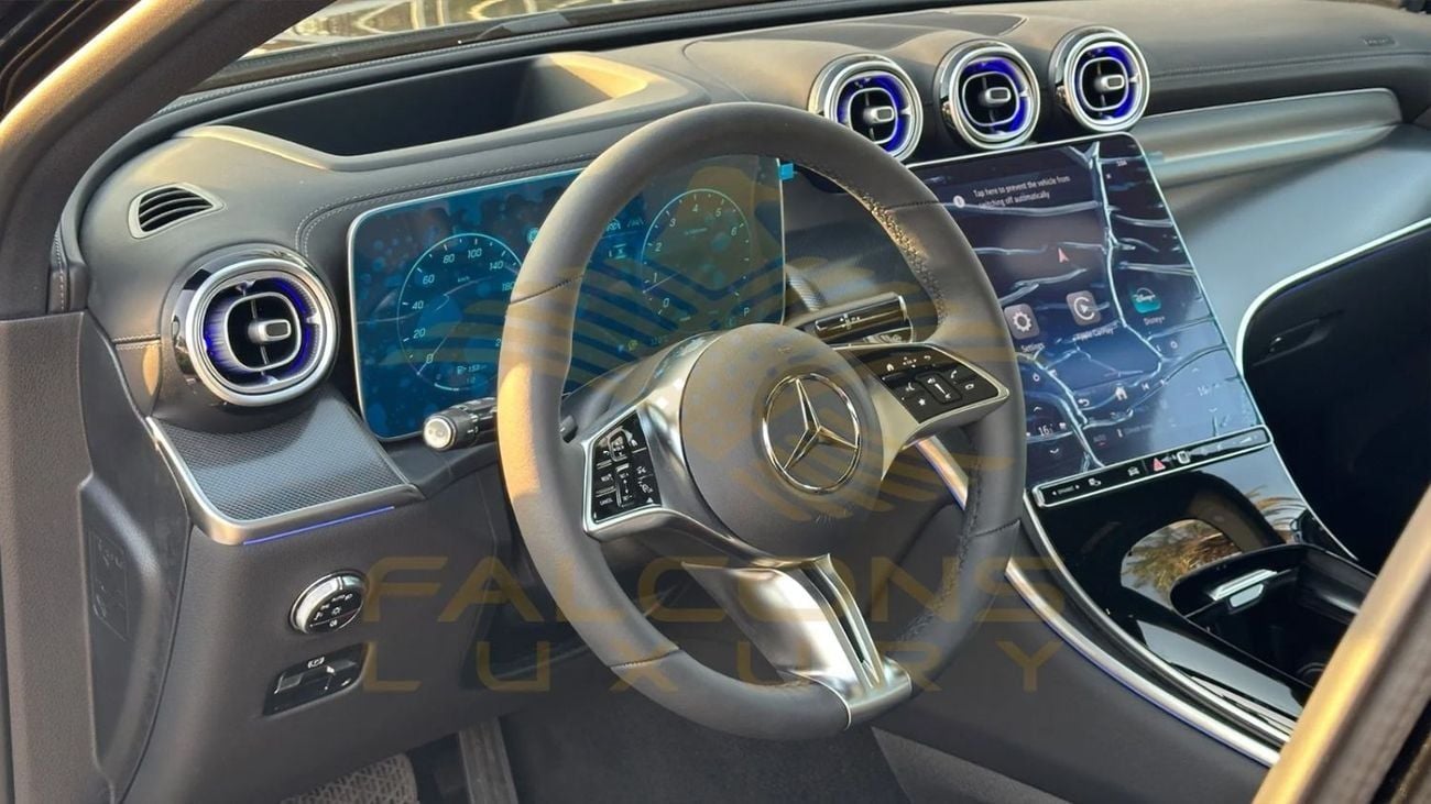 Mercedes Benz GLC Coupe 300  Mercedes-Benz GLC Coupe 300 300 Coupe 2.0L 4MATIC AT