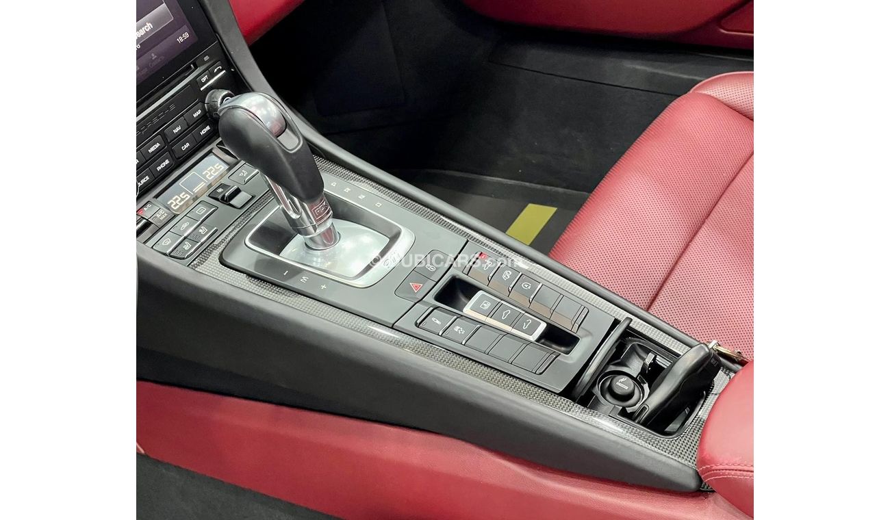 Porsche 911 2017 Porsche 911 Carrera S, ONE YEAR Porsche Warranty, Full Service History, GCC