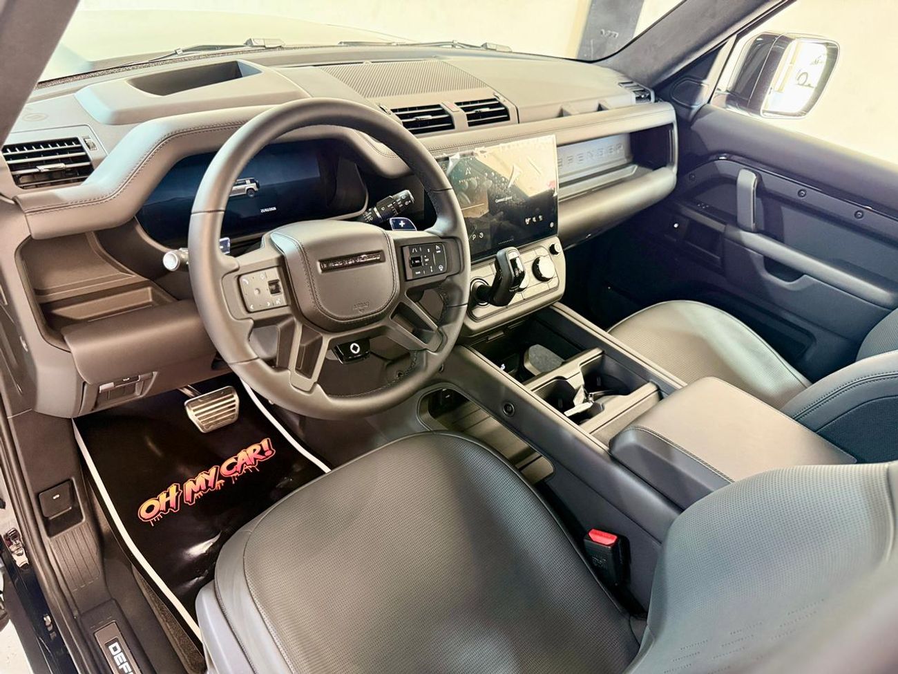 لاند روفر ديفندر 110 P635 OCTA V8 2026