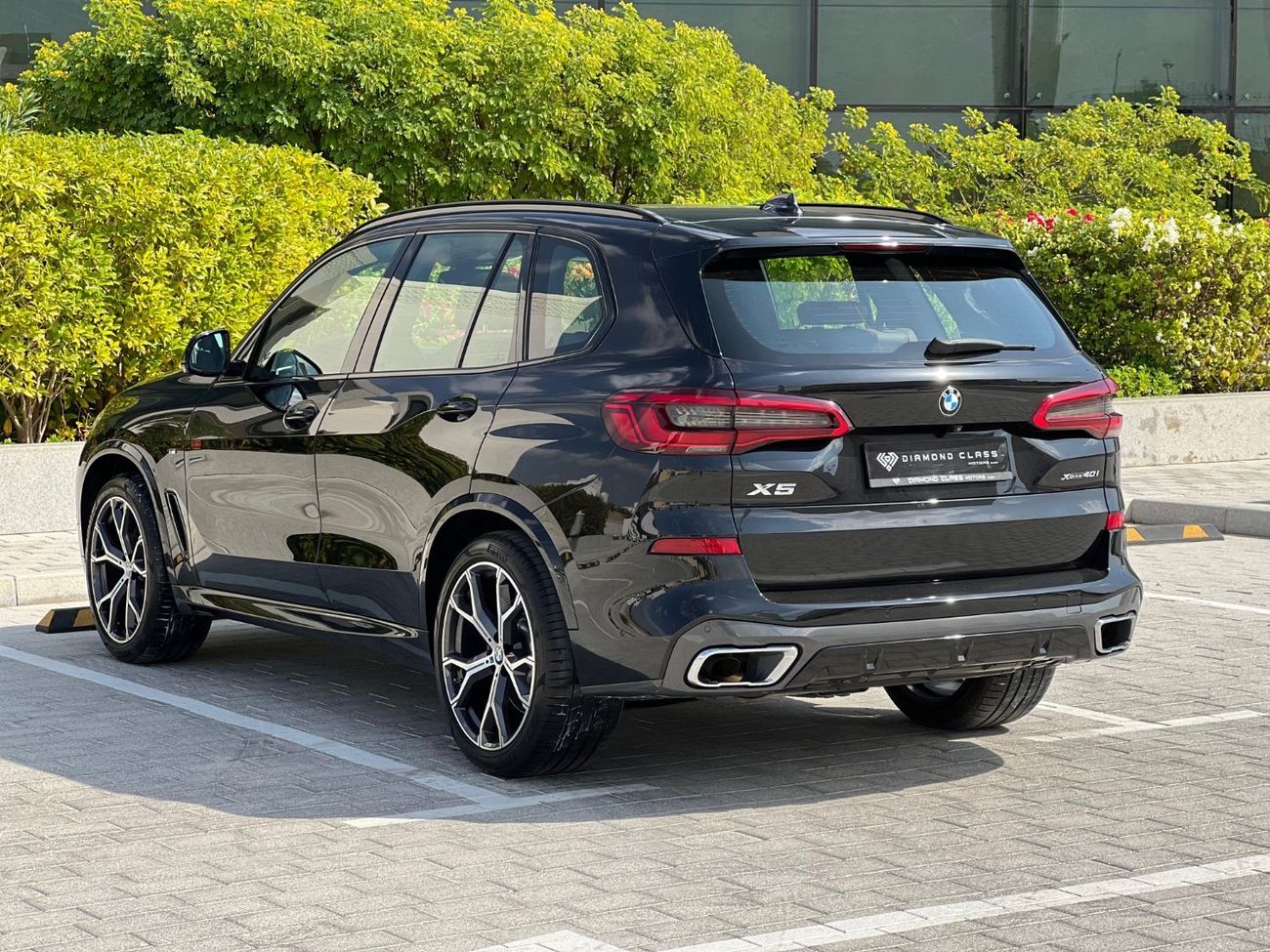 BMW X5 40i xDrive BMW X5 XDrive 40i M package  Head-Up Display  Panoramic Full Option  2020  Under warranty