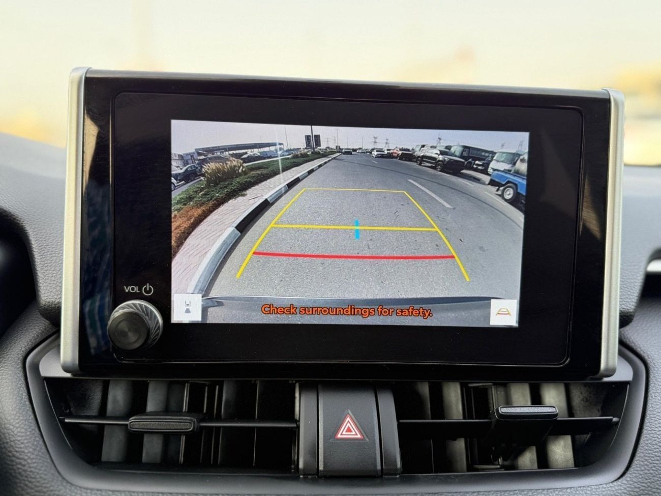 تويوتا راف ٤ XLE 2.5 leather seats, push start