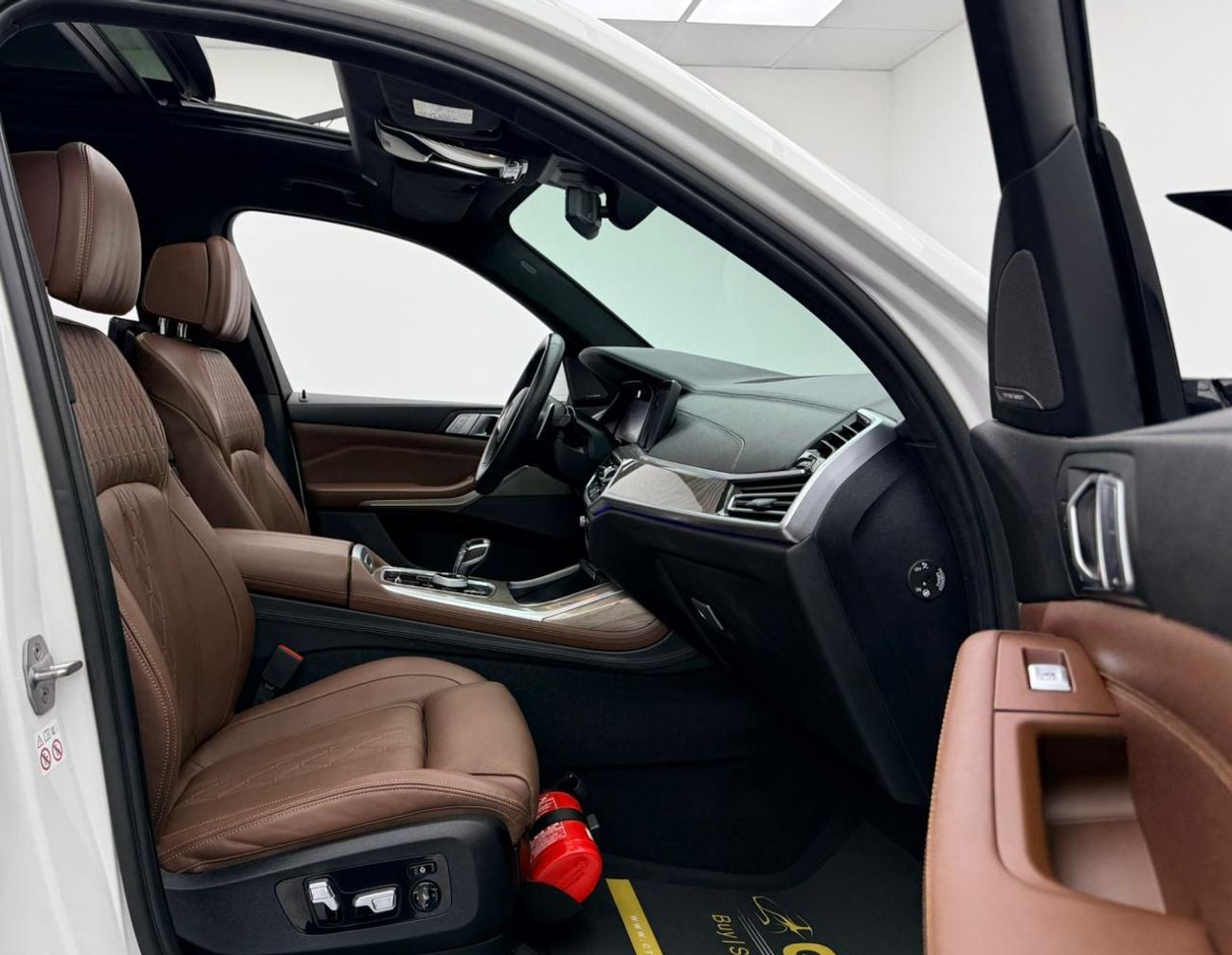 بي أم دبليو X7 2020 BMW X7 xDrive40i M-Sport, Warranty, Full BMW Service History, 7 Seater, Fully Loaded, GCC