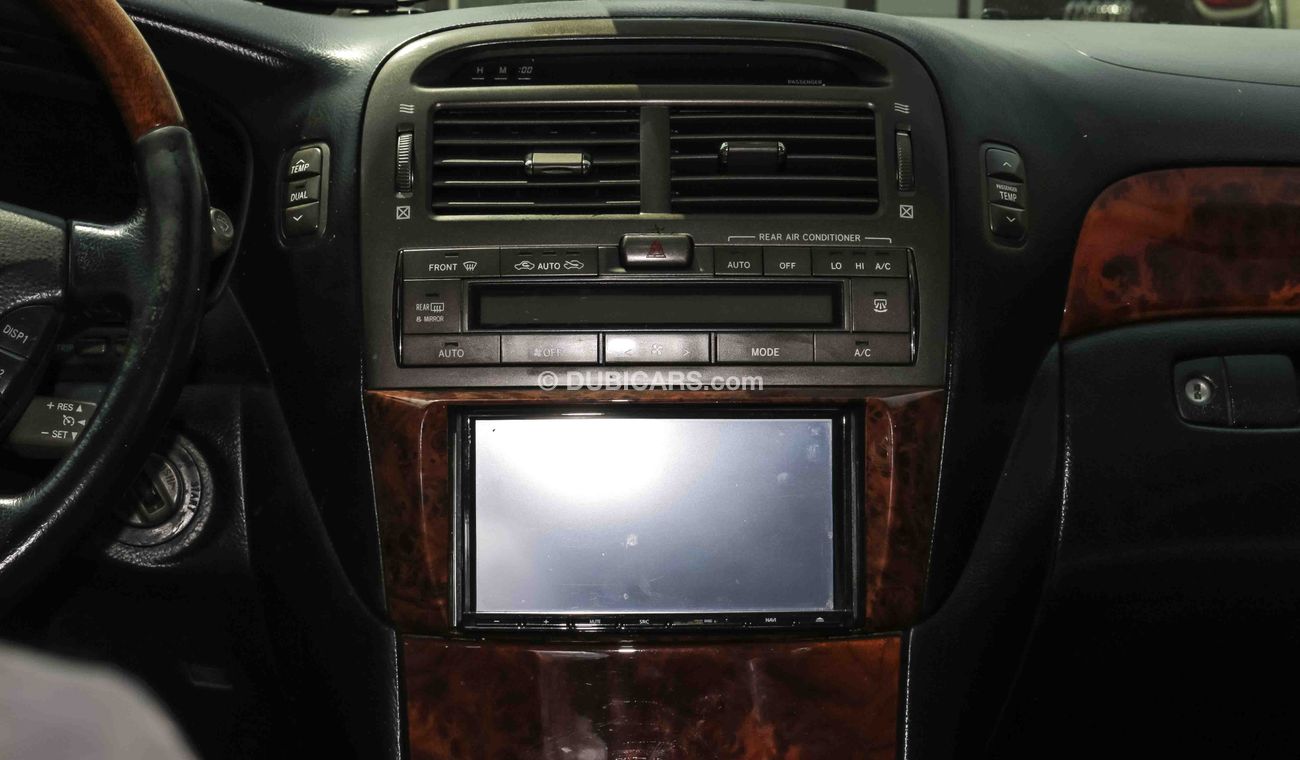 Lexus LS430