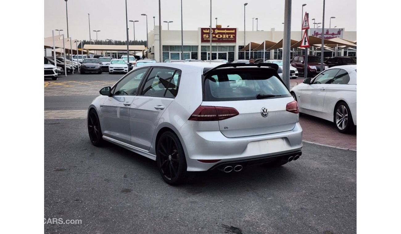 فولكس واجن جولف Volkswagen Golf R_Gcc_2016_Excellent_Condition _Full option