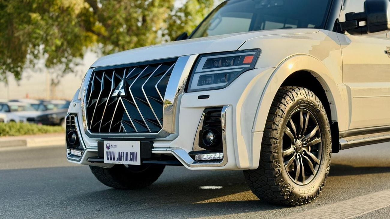 ميتسوبيشي باجيرو -