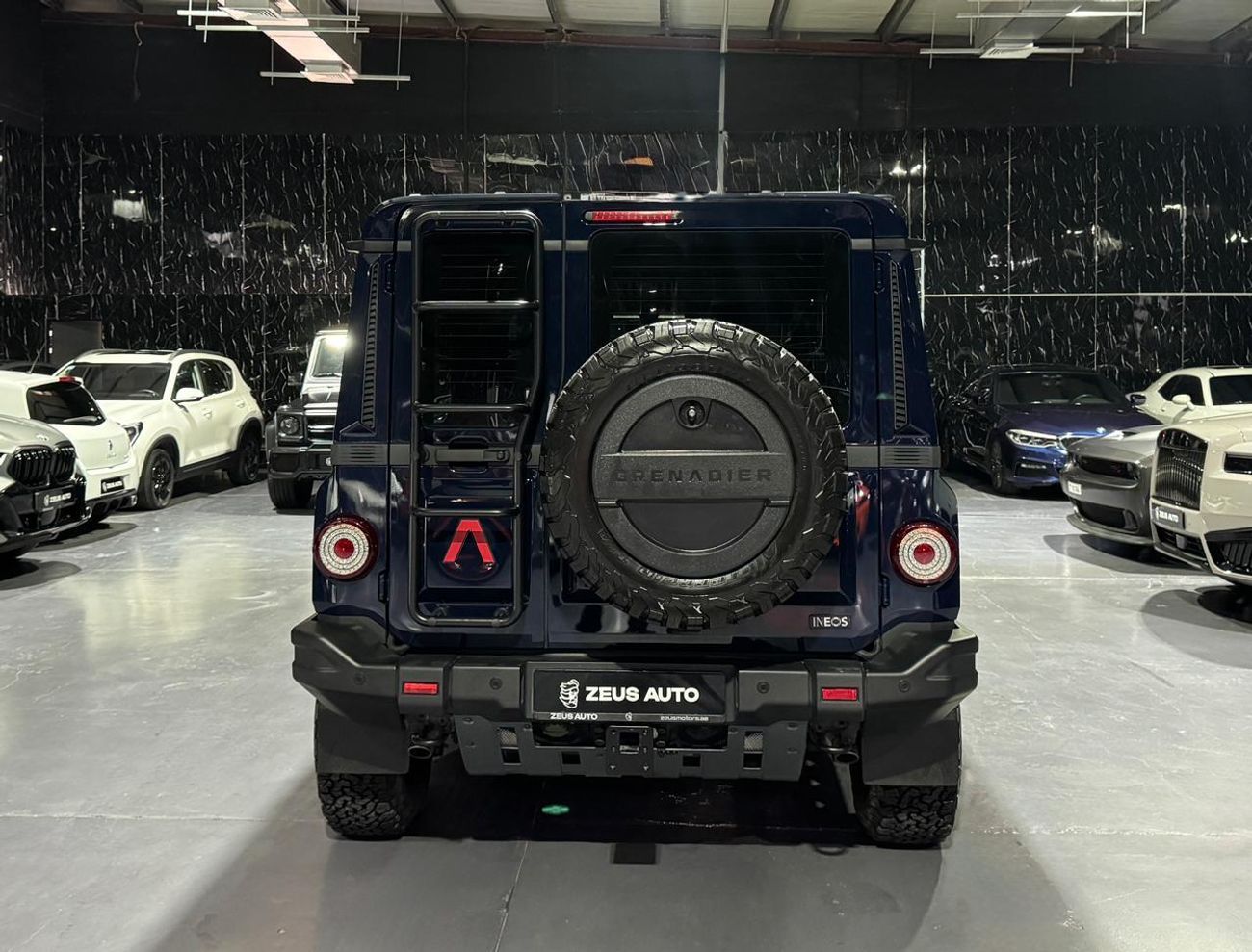 إينيوس غرينادير Trialmaster