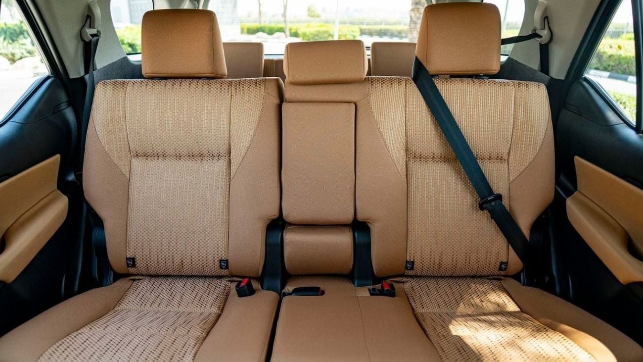 تويوتا فورتونر TOYOTA FORTUNER 2.7 PETROL 4X2 2025