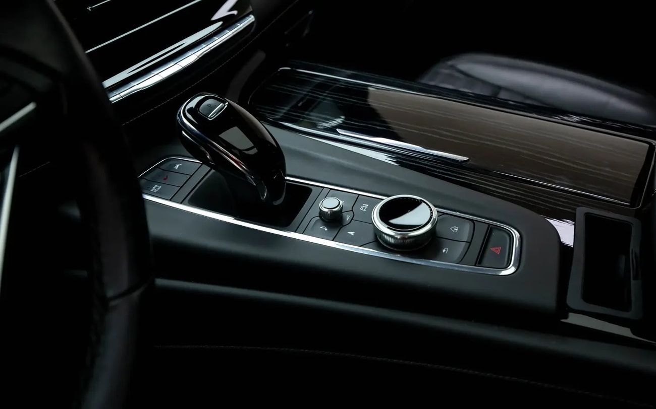 Cadillac Escalade Escalade-V 6.2L - GCC Spec - With Warranty and Service Contract