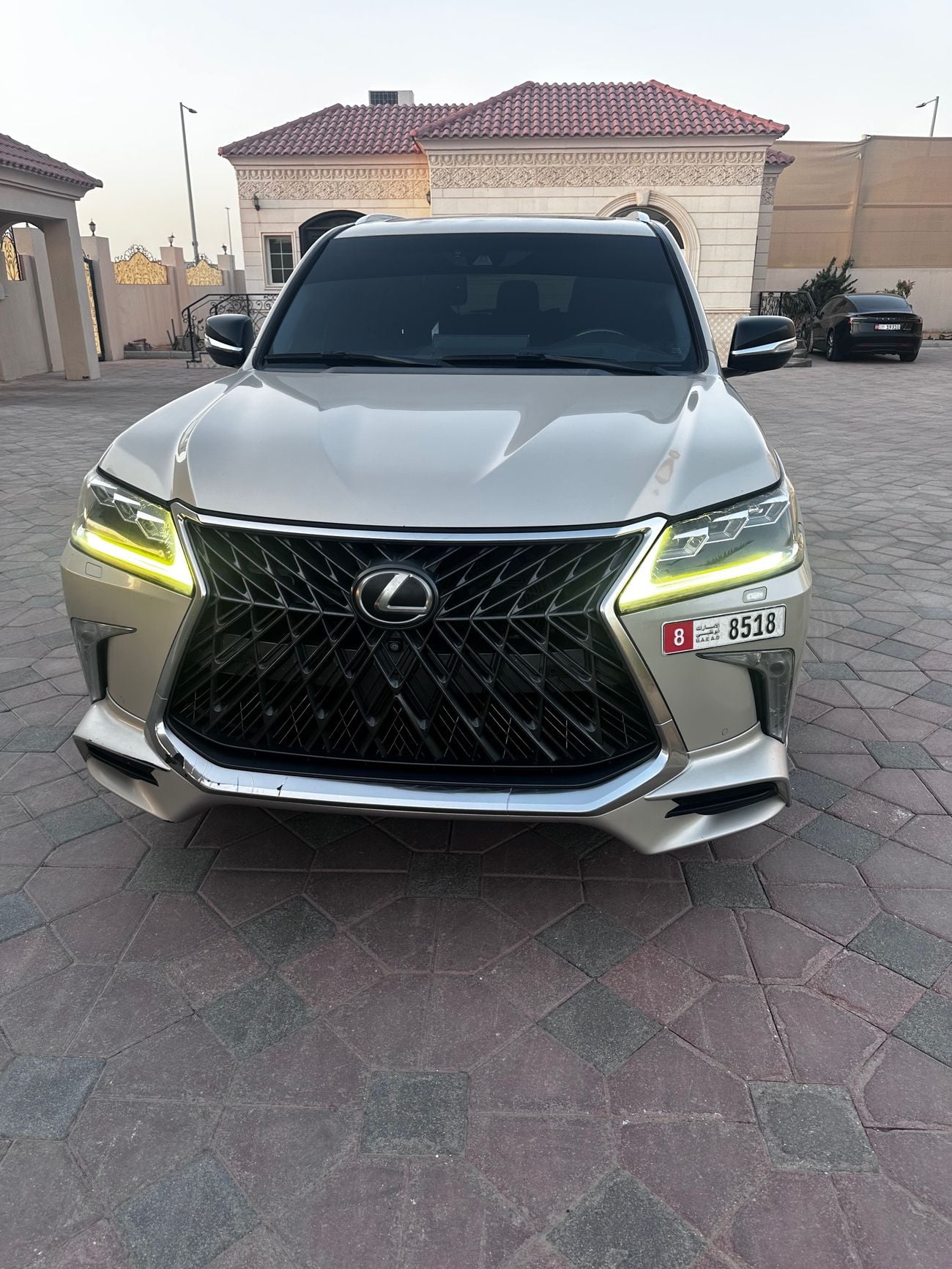 Lexus LX 570 Sport 5.7L