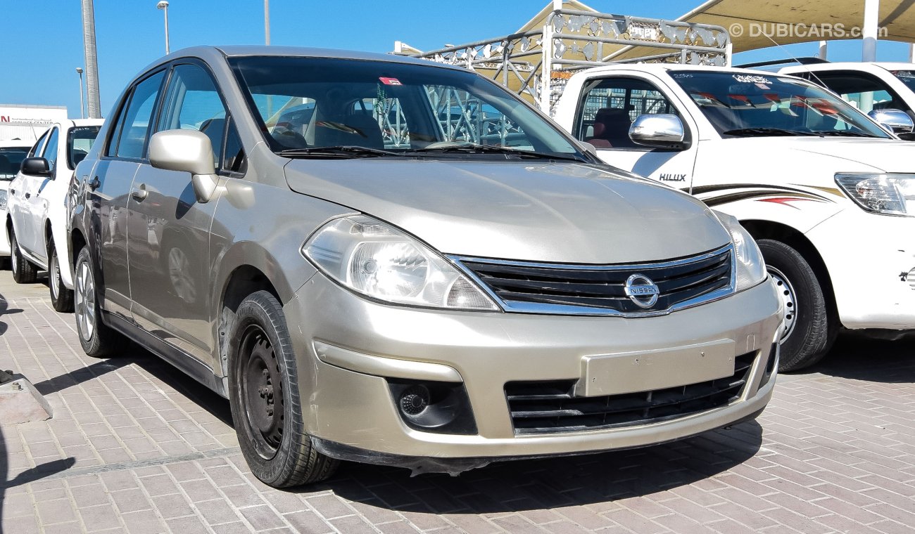 Nissan Tiida