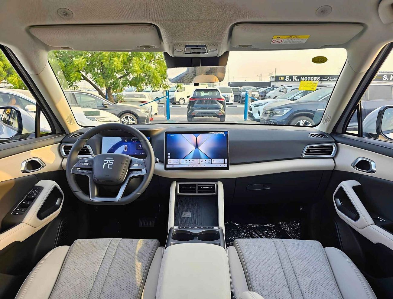 بي واي دي يوان أب EXCEEDING 401-KM / A/T / 360* CAMERA / HEADUP DISPLAY / PANORAMIC / ELECTRIC (CODE # EXCEEDING)