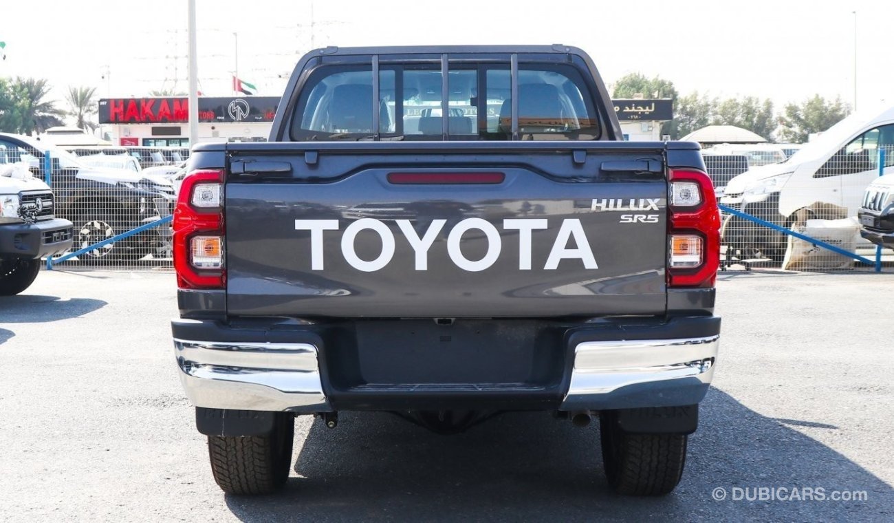 Toyota Hilux 2.4l/Diesel/Manual/Climate Control/5 Seater/LED Headlight