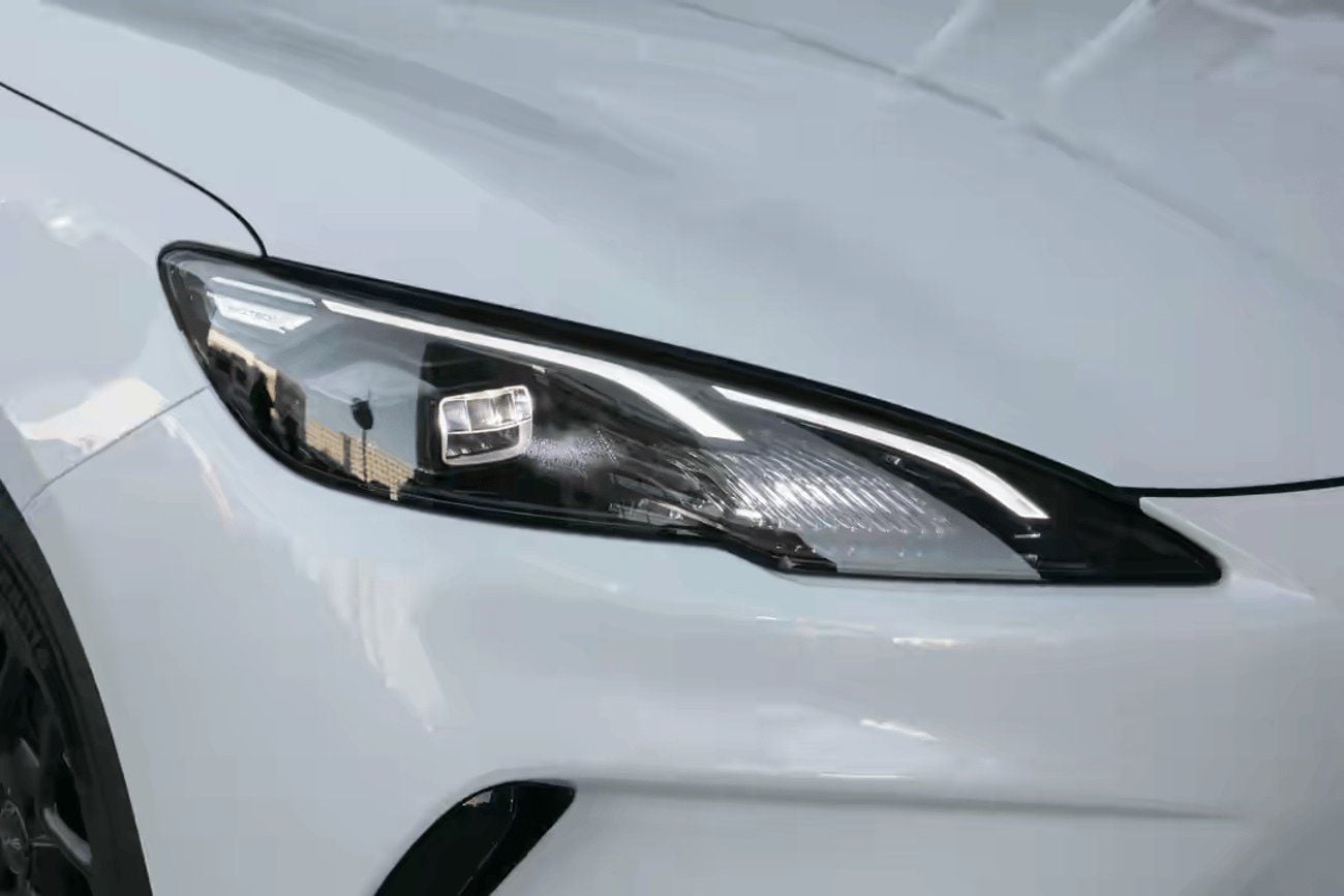 BYD Seal White-white