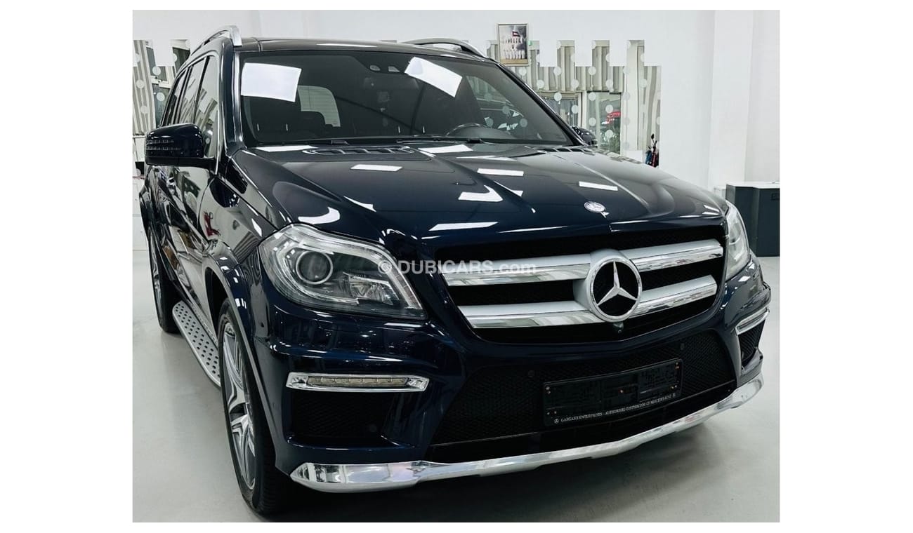 Mercedes-Benz GL 500 Std GCC .. FSH .. Original Paint … Top Range … Perfect Condition