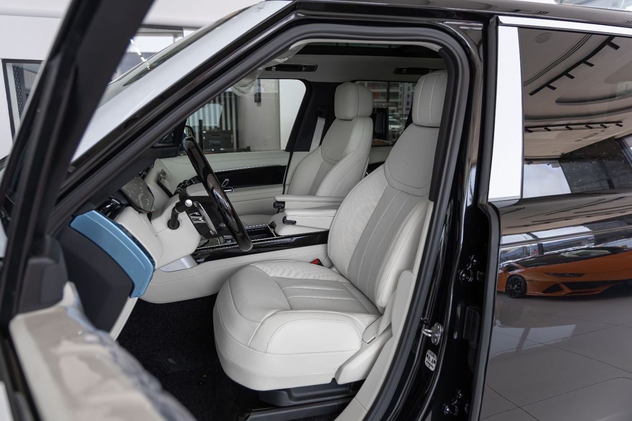 Land Rover Range Rover AUTOBIOGRAPHY P530 Land Rover | Range Rover Vogue | HSE P530 | Electric Side Steps | GCC Specs | 202