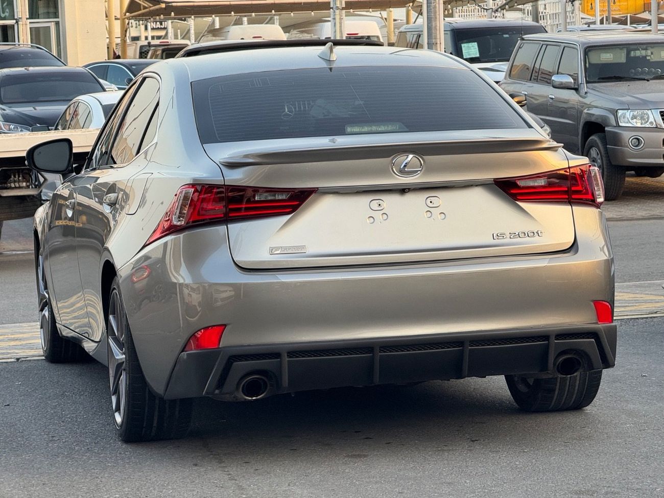 لكزس IS200t F Sport 2.0L