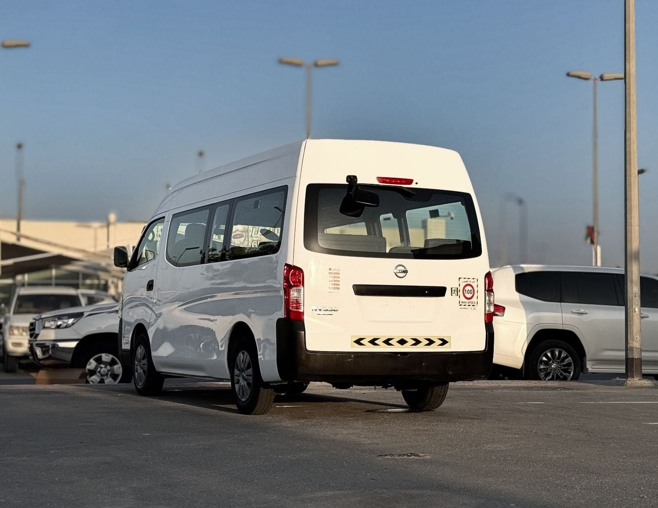 Nissan Urvan STD Nissan Urvan automatic | 2.5 L | 2020 | GCC | Accident-Free | In Excellent Condition | 1092 P.M