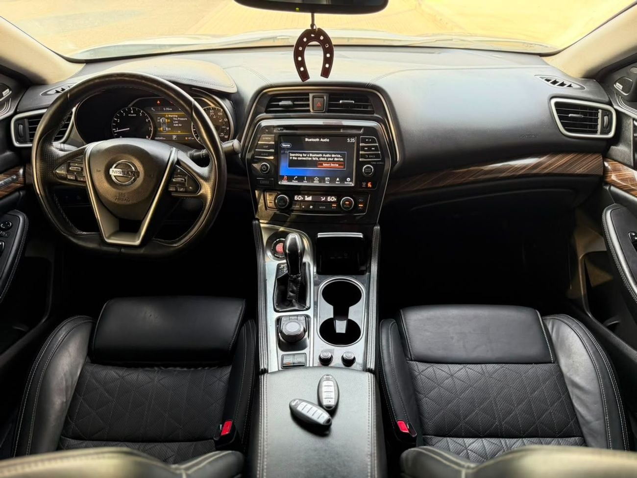 Nissan Maxima PLATINUM (NON GCC)