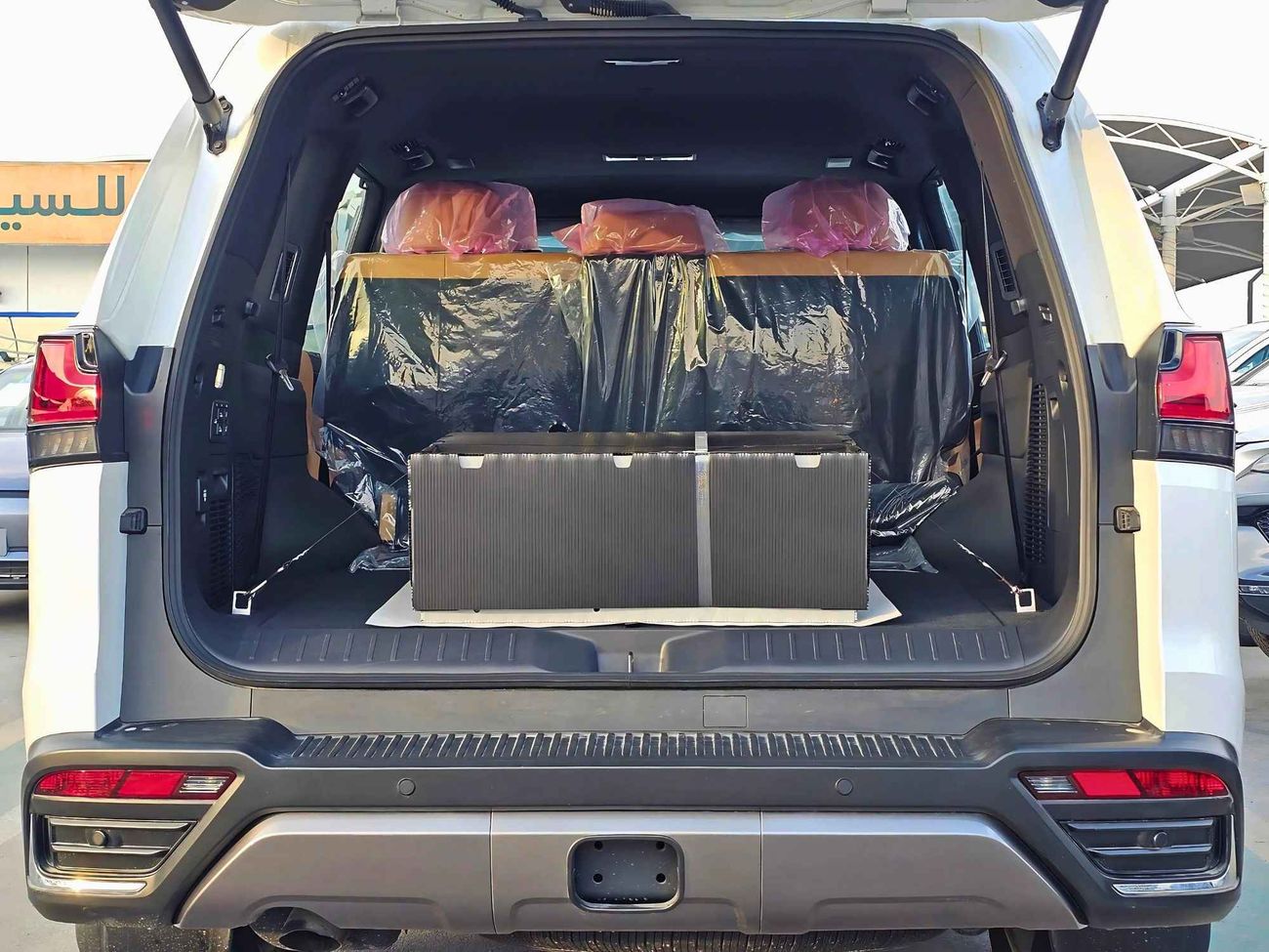 لكزس LX 600 TURBO SPORT / 3.5L V6 / FRONT POWER SEATS /  360* CAMERA / SUNROOF / FULL OPTION (CODE #  69065 )