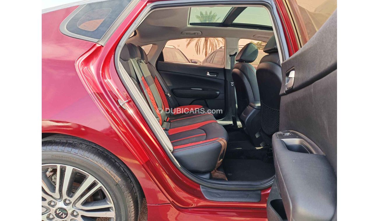 كيا أوبتيما LIMITED / PANORAMIC ROOF / LEATHER SEATS / RADAR / FULL OPTION (LOT # 94503)